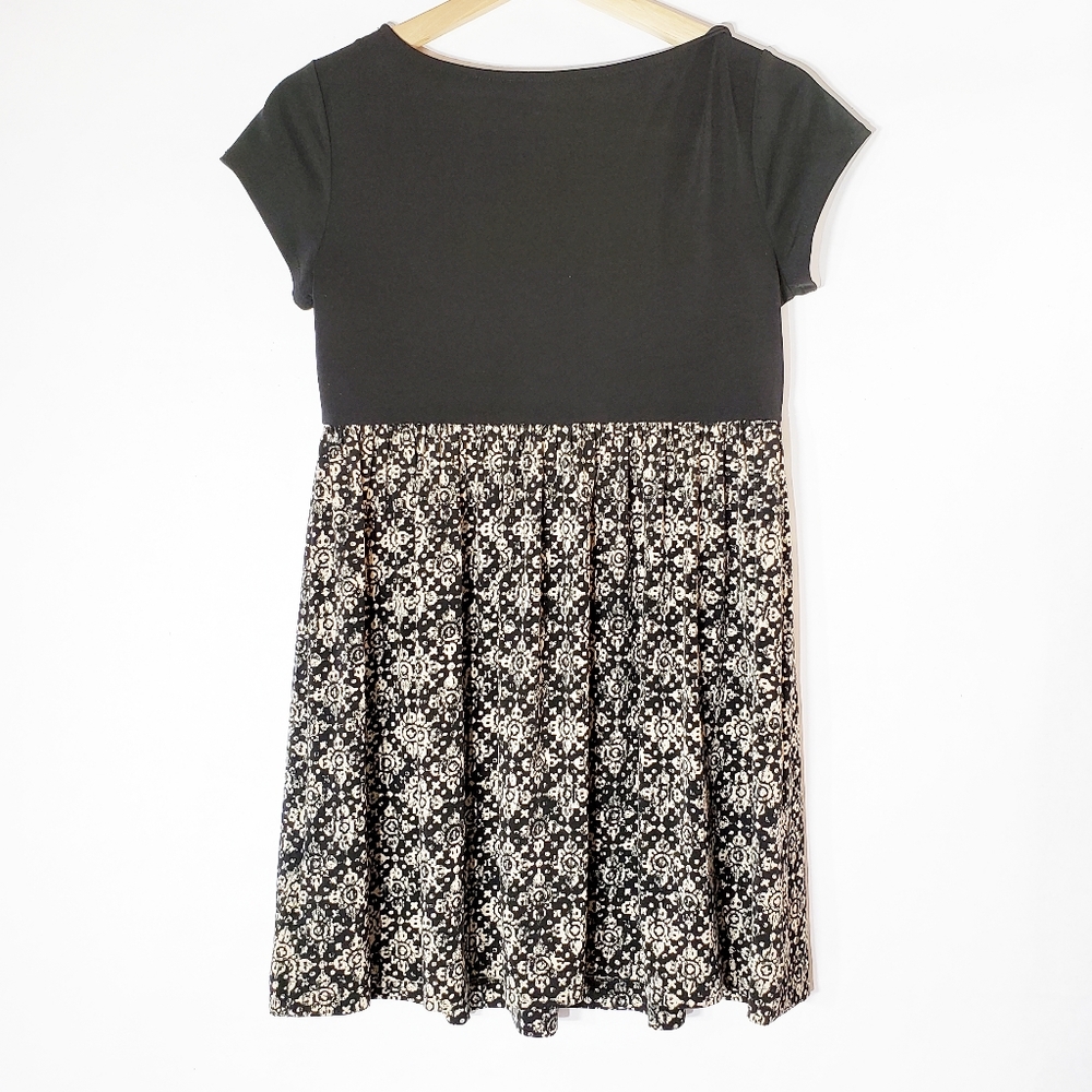 Michael Michael Kors shirt Sz Sm Blk and Tan - Picture 3 of 6